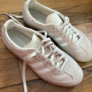 Adidas Sambas Cream Suede Men’s Size 8 Women’s Size 10 Like New